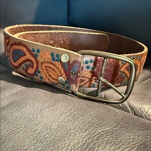 Paisley Embroidered Leather Belt